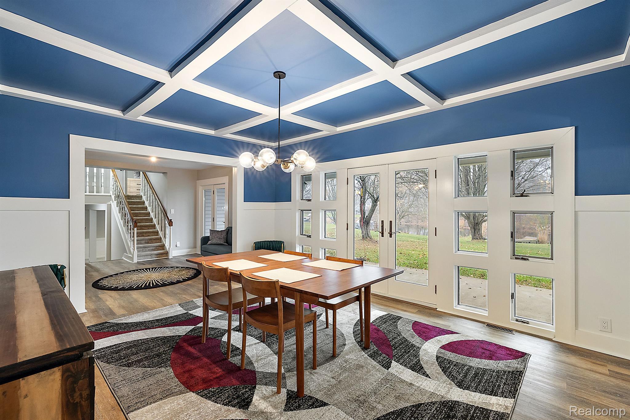 6992 Biscayne Avenue