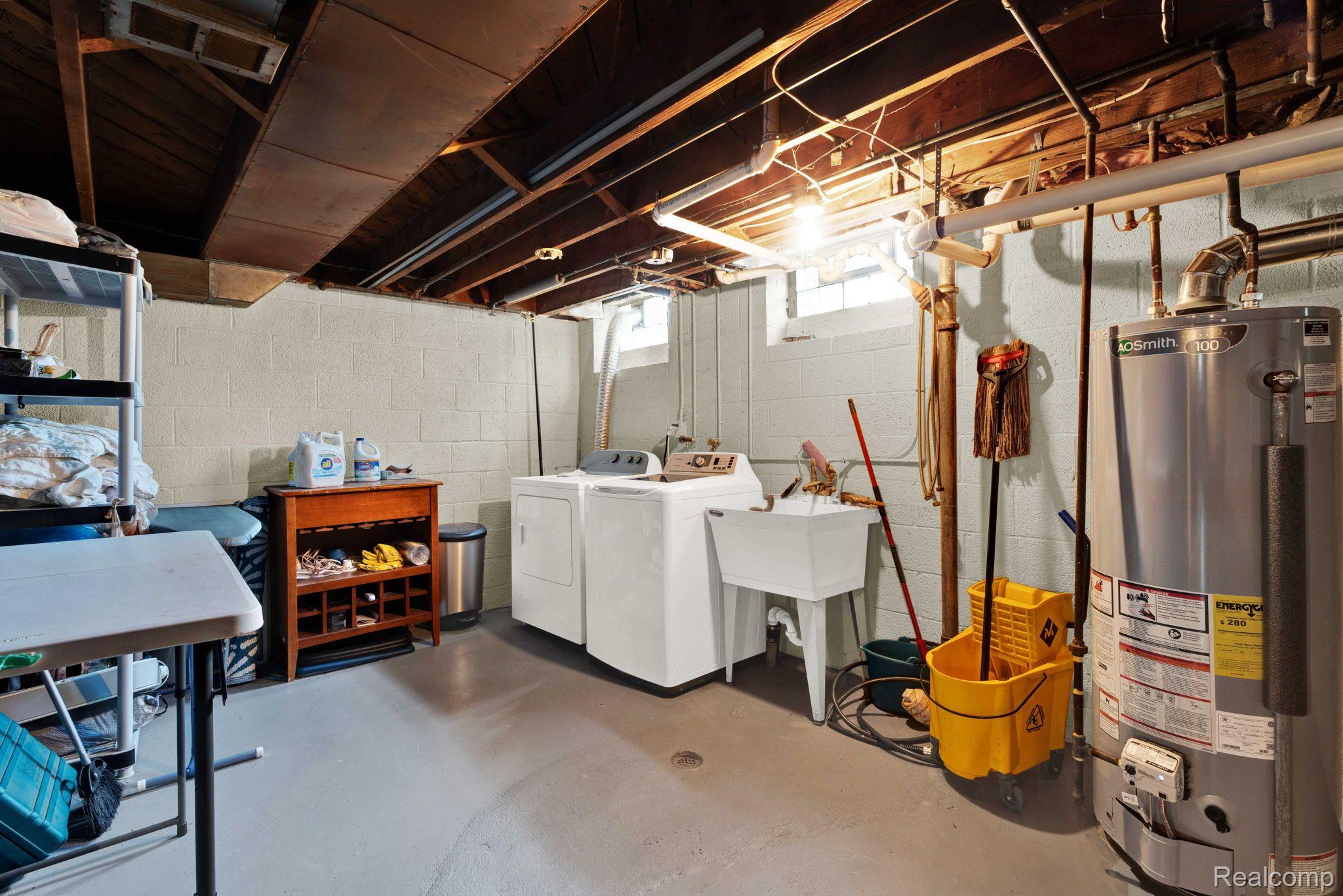 20075 Roscommon Street