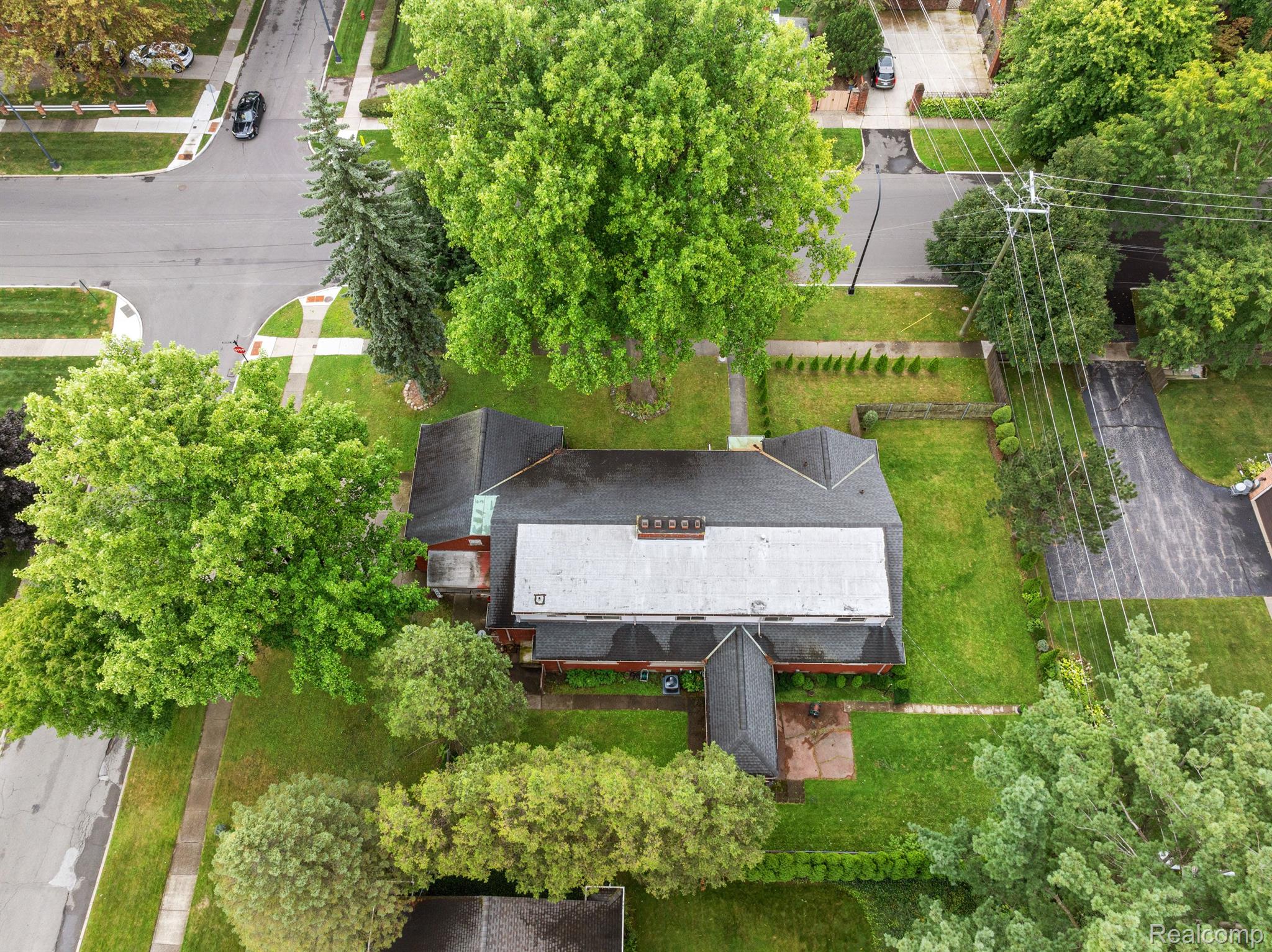 195 Kercheval Avenue