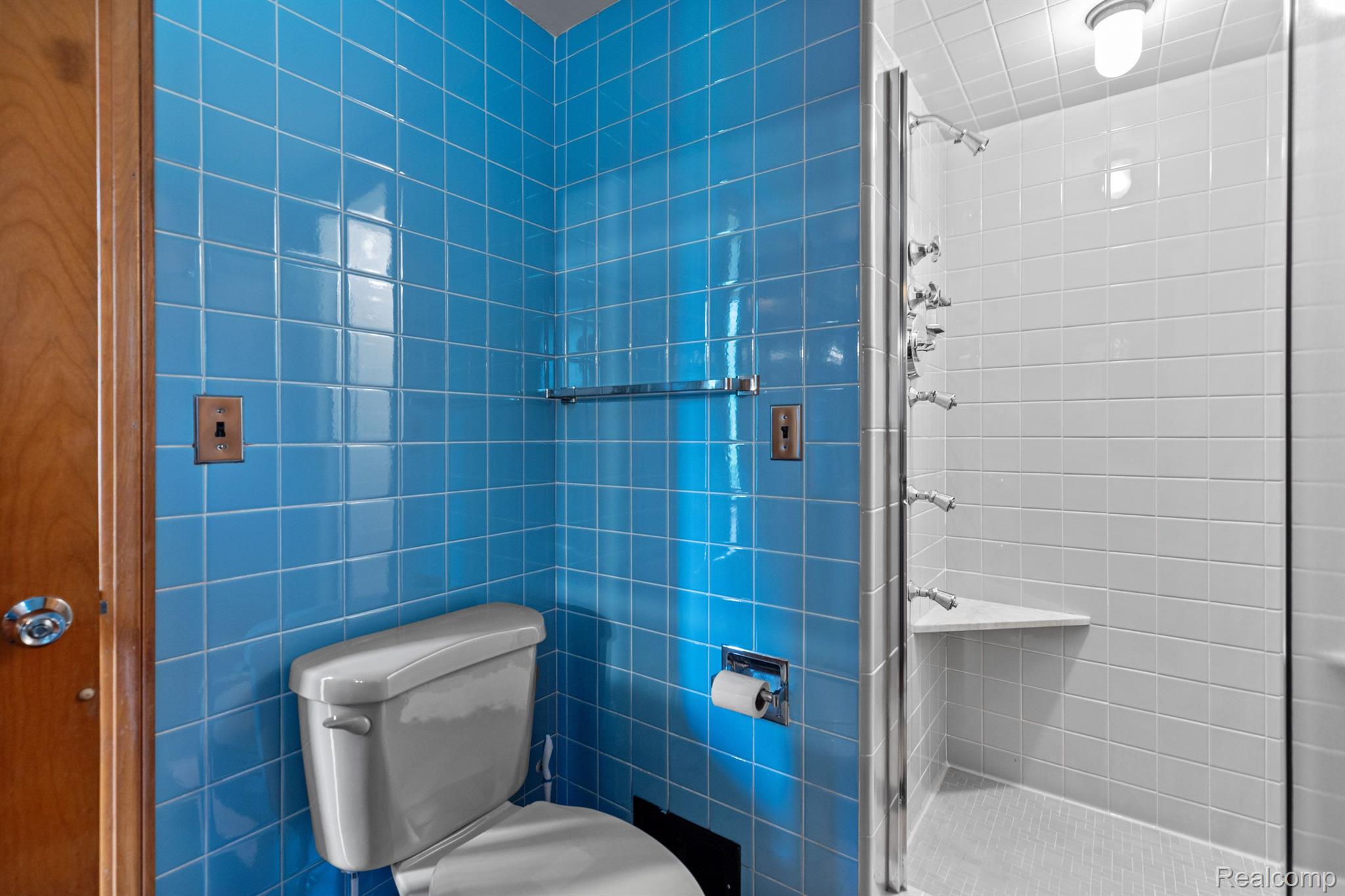 195 Kercheval Avenue