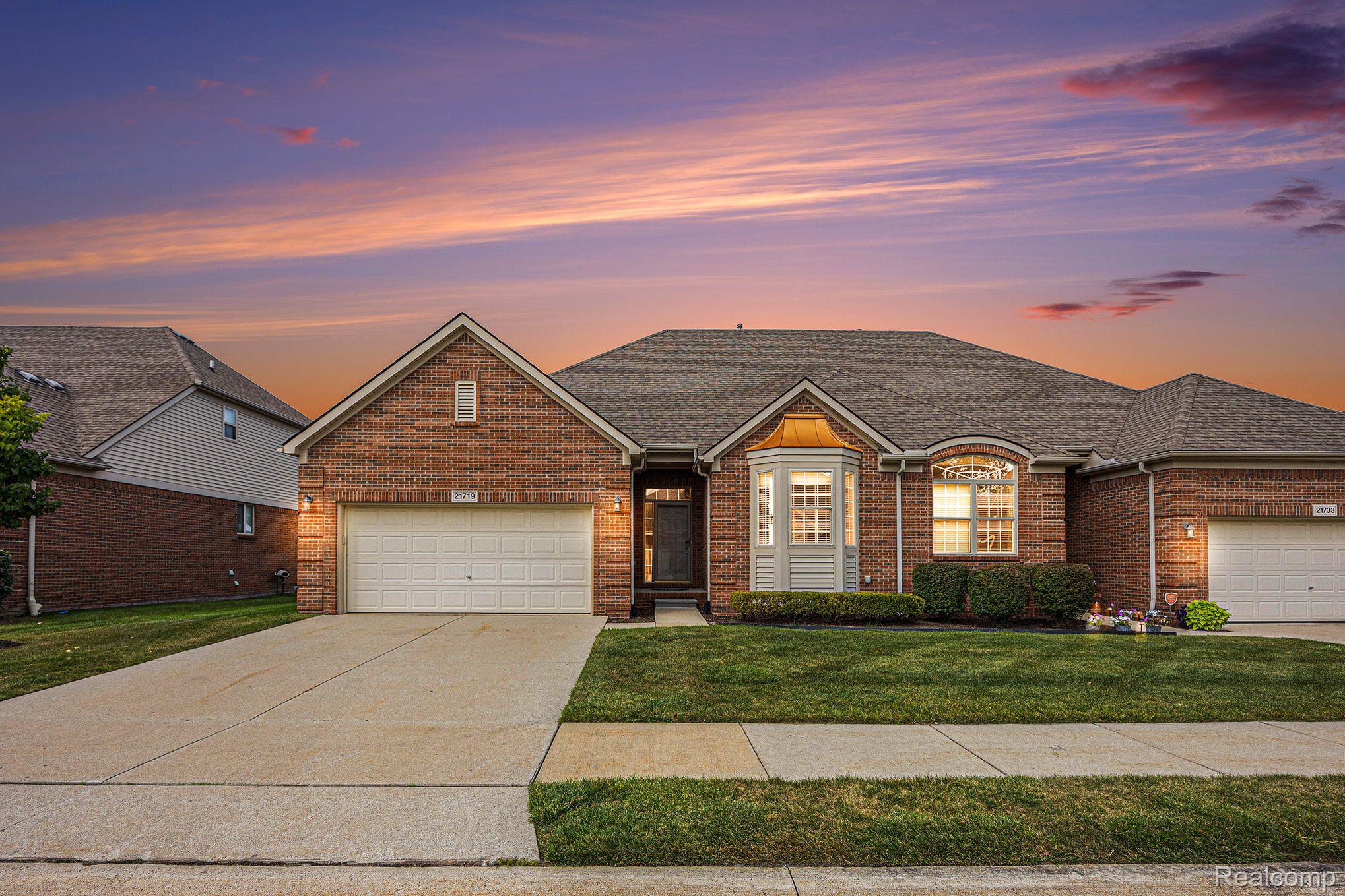 21719 MARY ROSE Drive