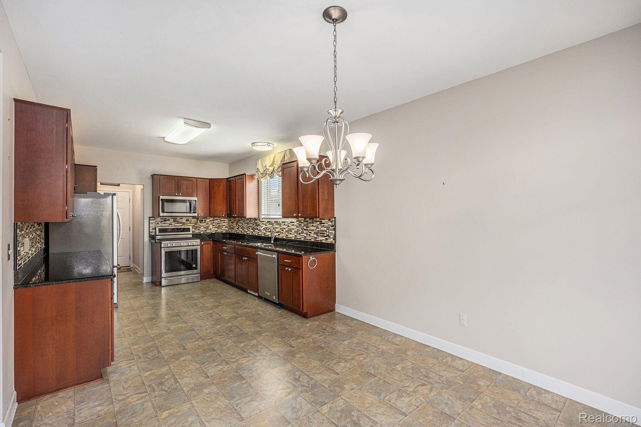 21719 MARY ROSE Drive