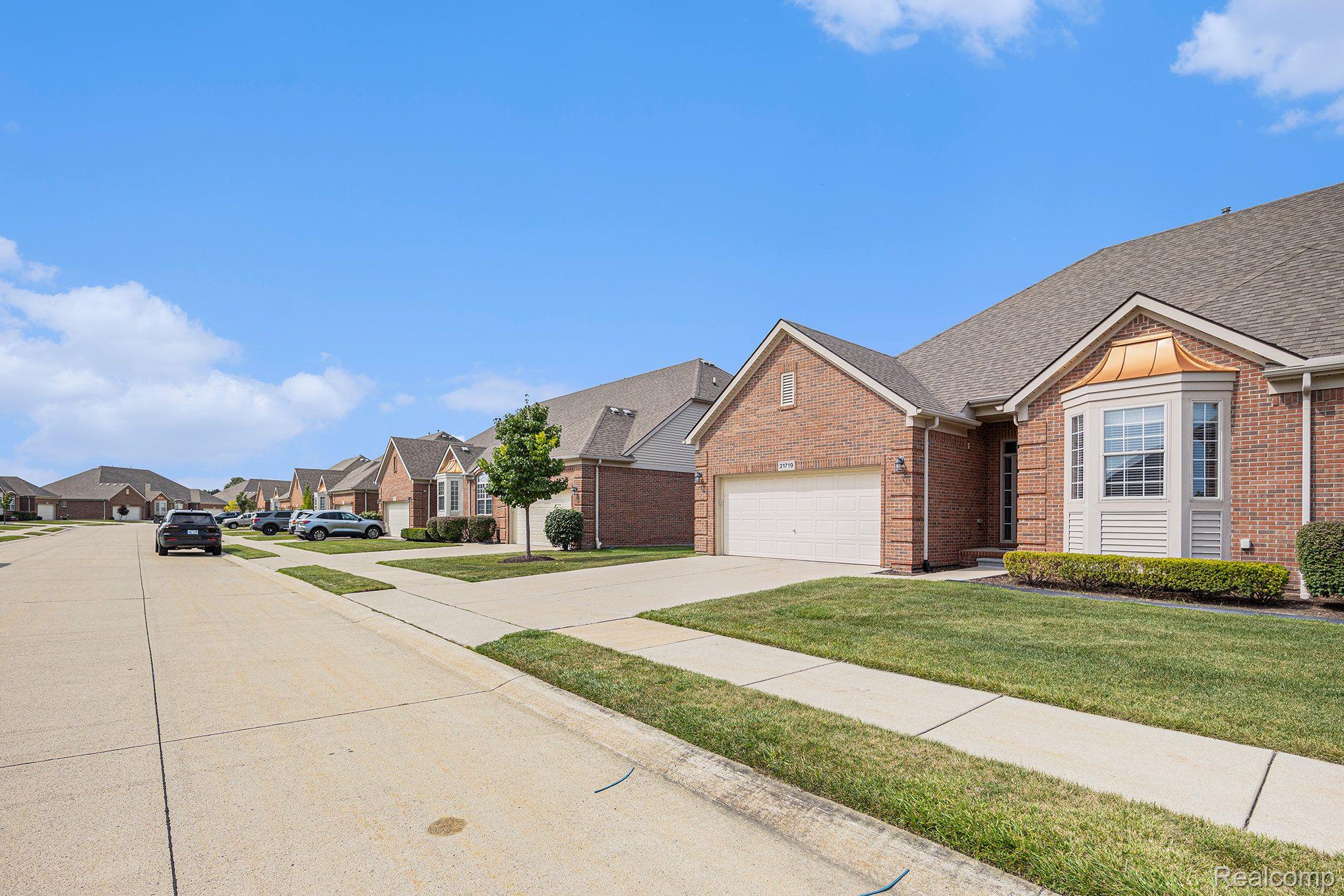 21719 MARY ROSE Drive