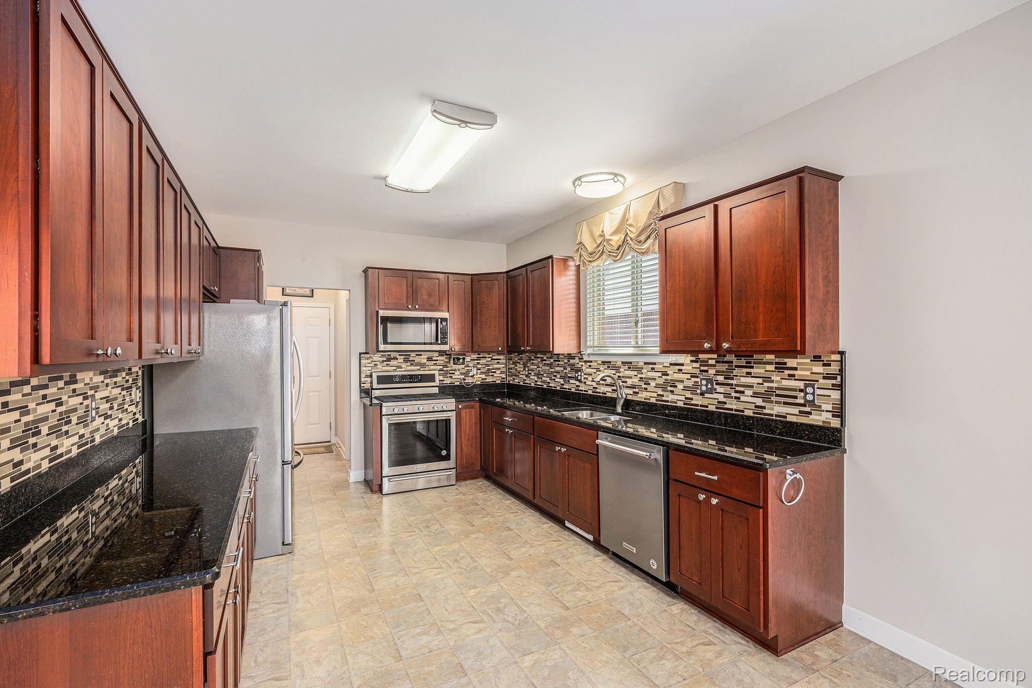 21719 MARY ROSE Drive