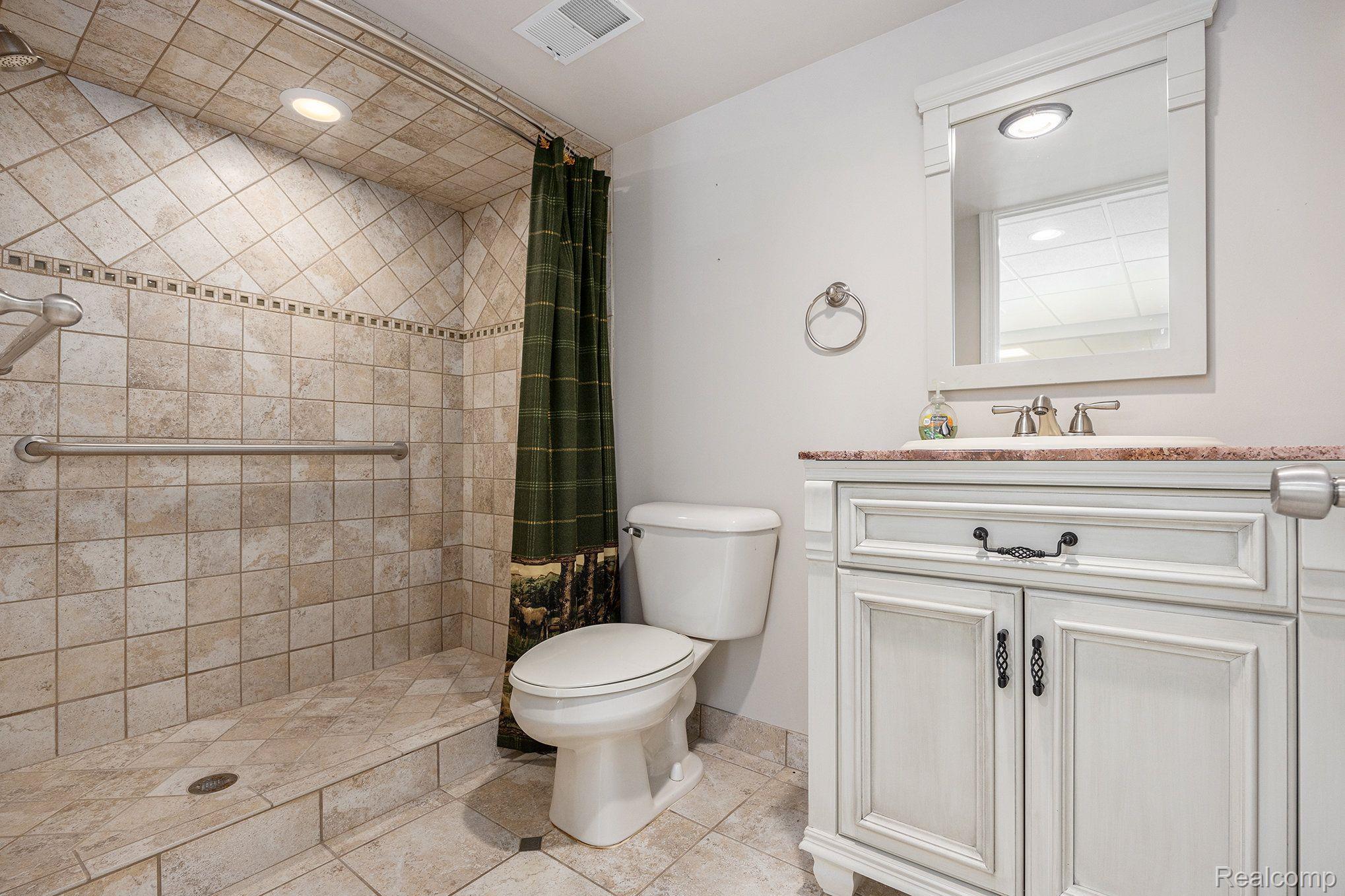 21719 MARY ROSE Drive