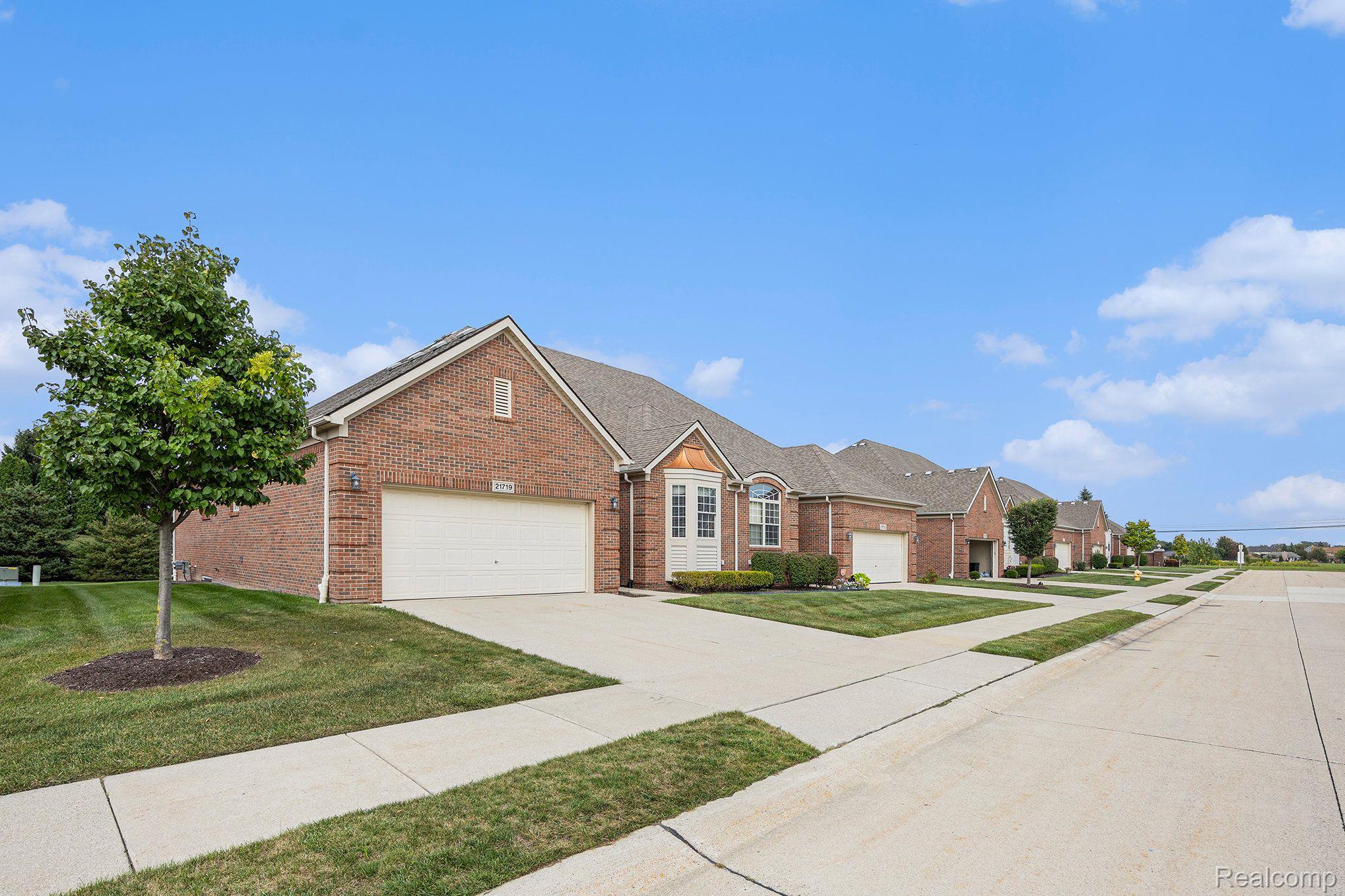 21719 MARY ROSE Drive