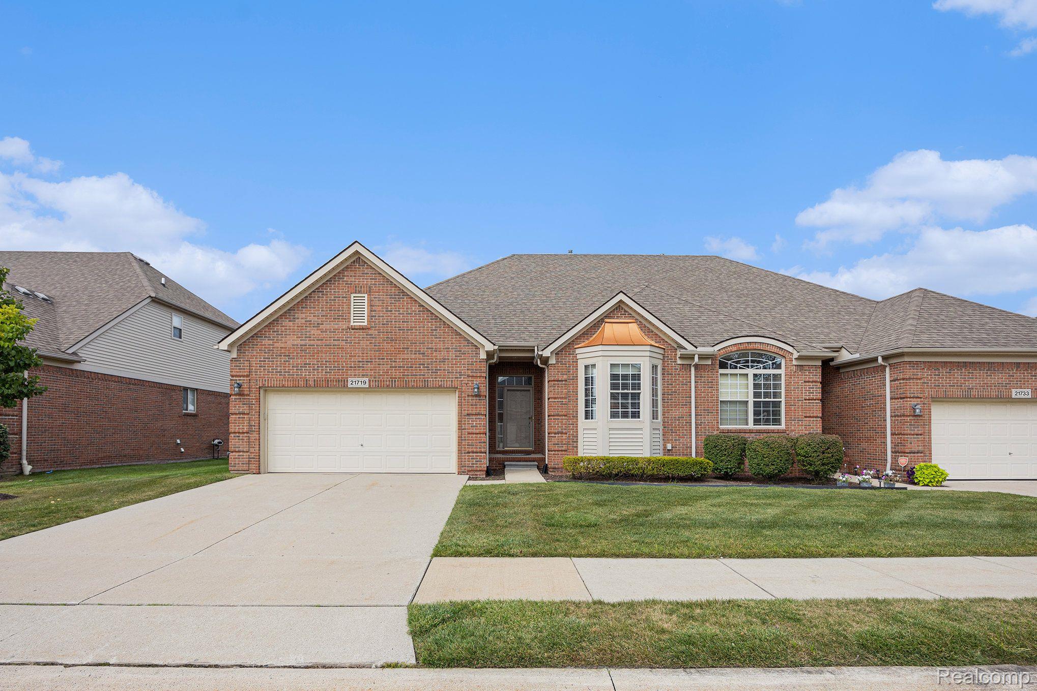 21719 MARY ROSE Drive