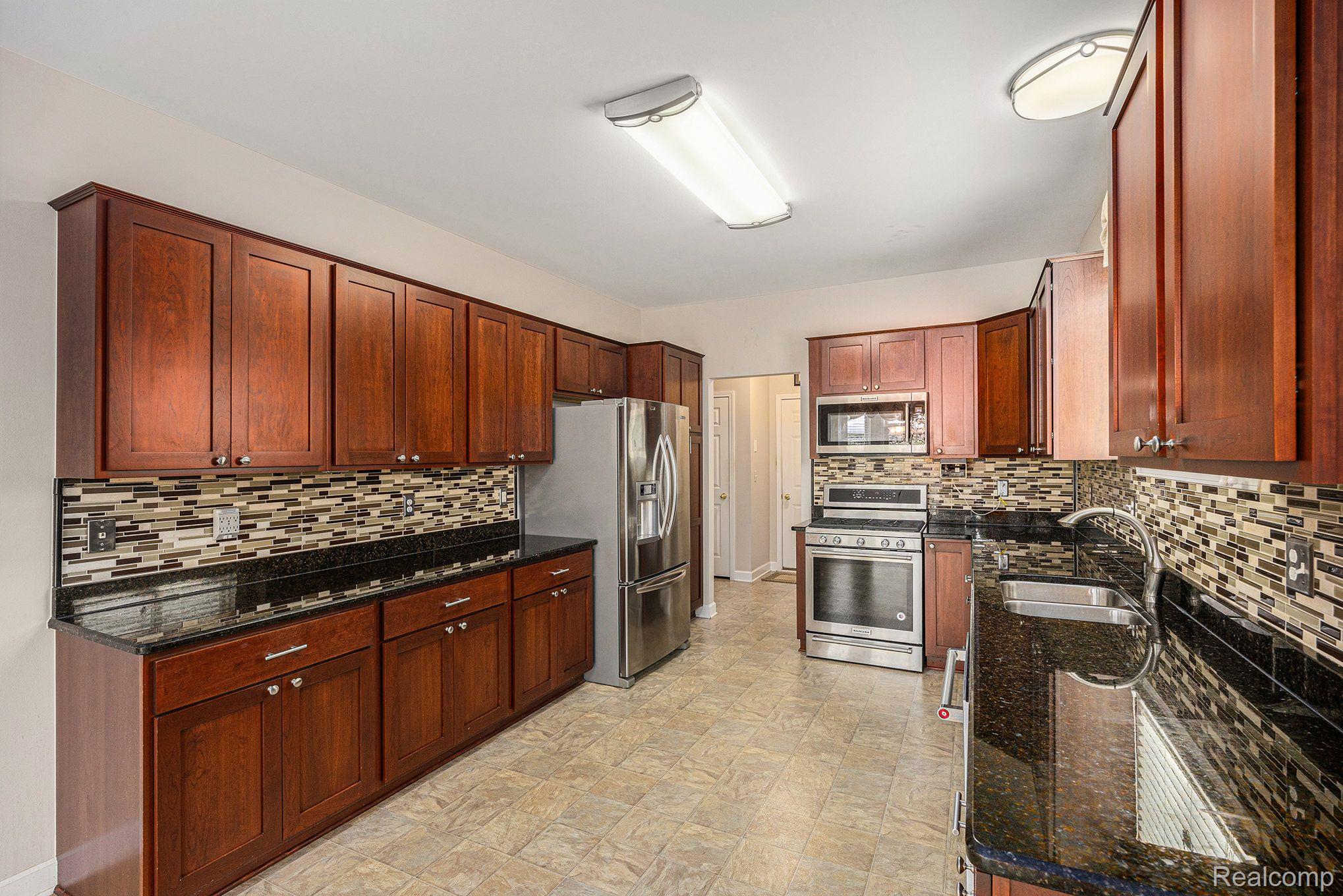 21719 MARY ROSE Drive