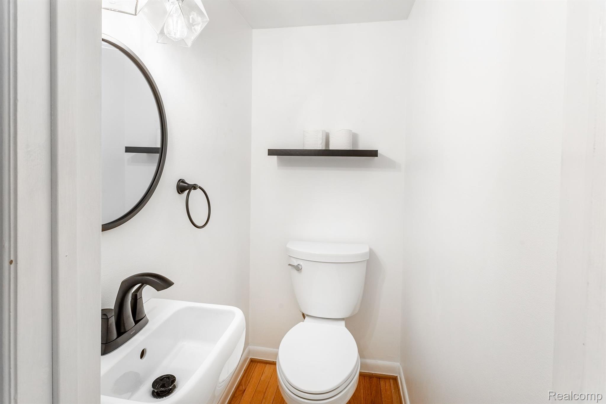 1035 N Old Woodward Avenue 2