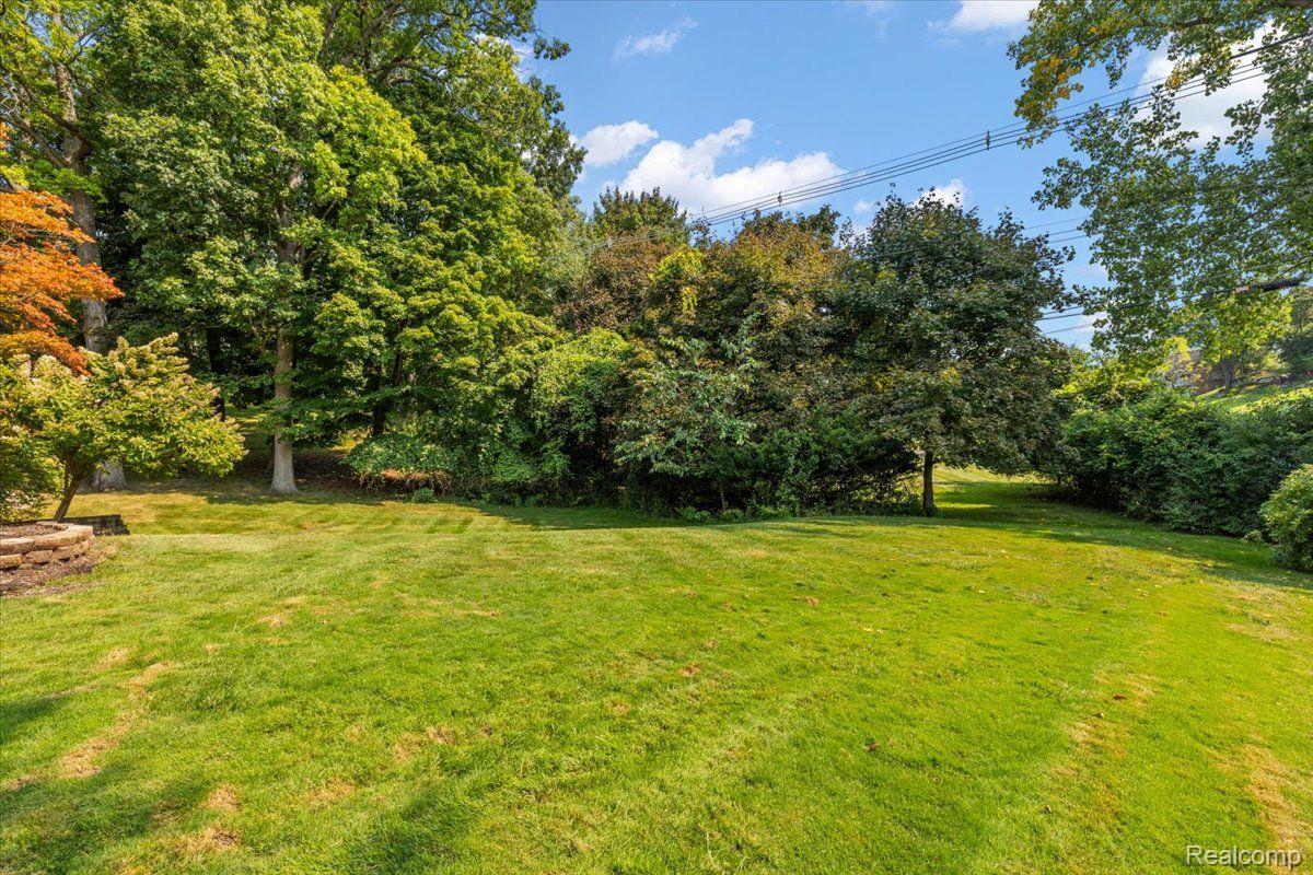 4363 SUNNINGDALE Drive