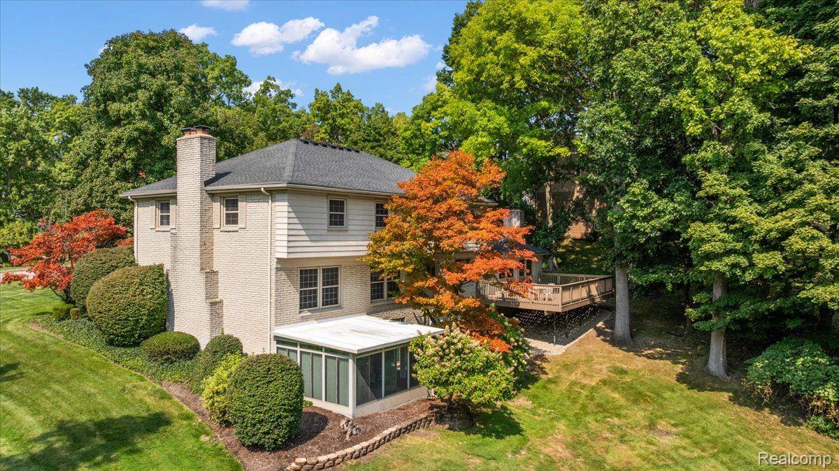 4363 SUNNINGDALE Drive