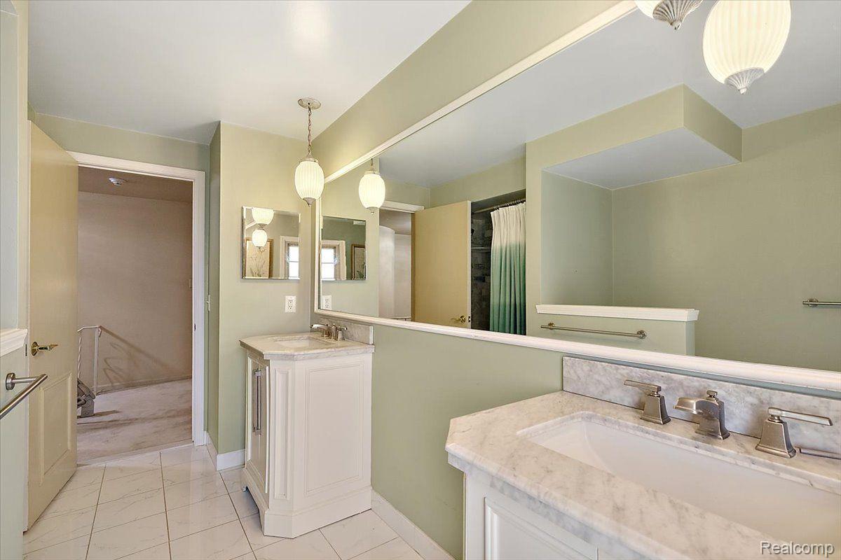 4363 SUNNINGDALE Drive