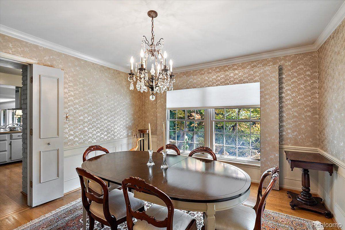 4363 SUNNINGDALE Drive