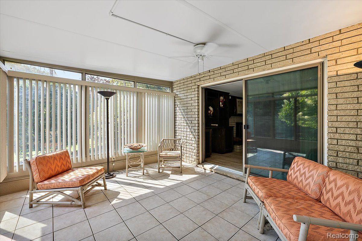 4363 SUNNINGDALE Drive