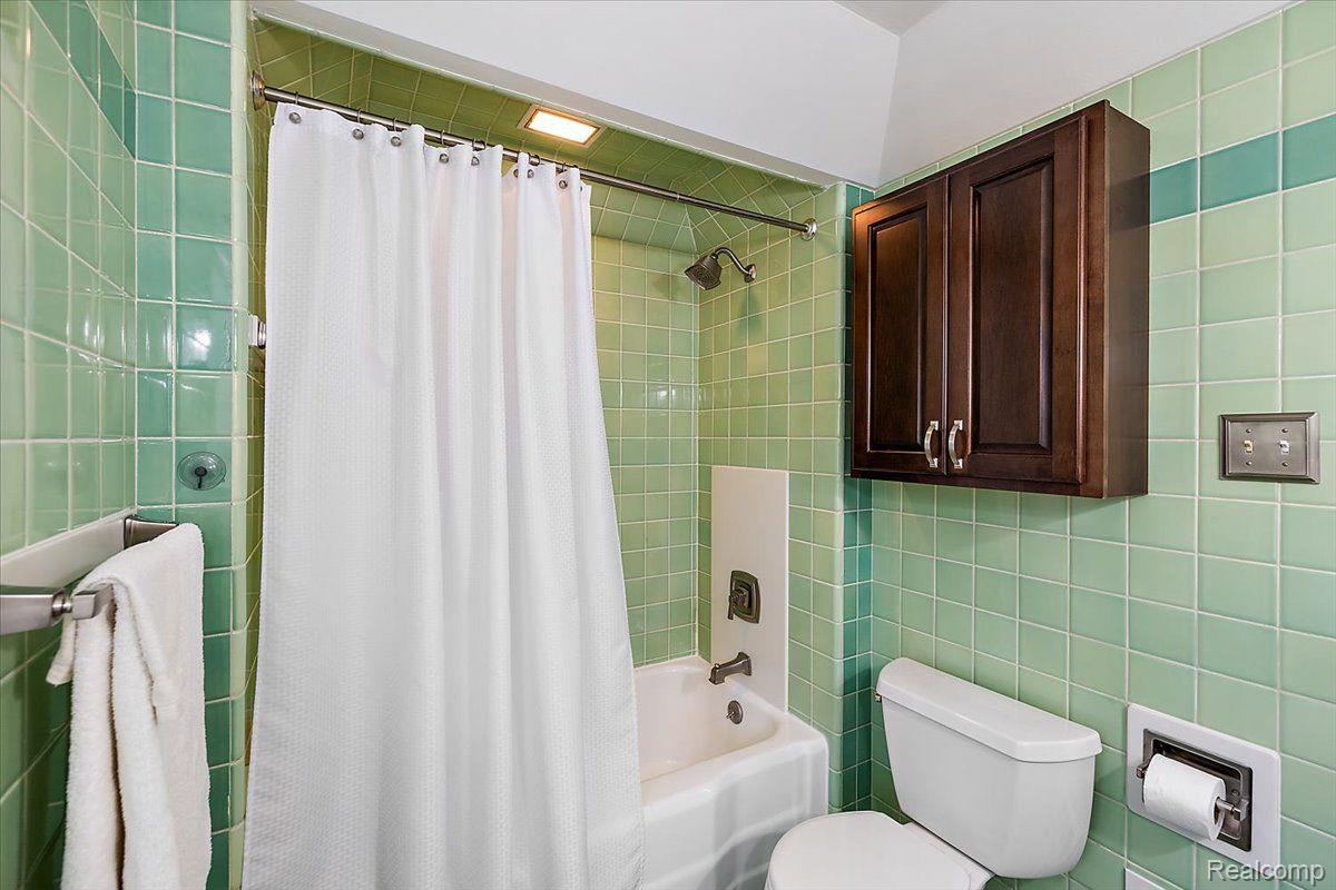 550 S Denwood Street