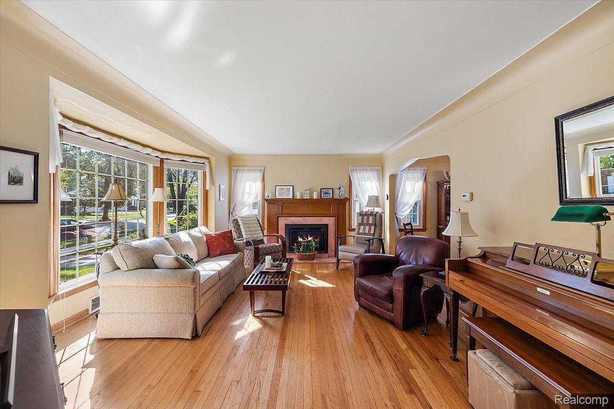 550 S Denwood Street