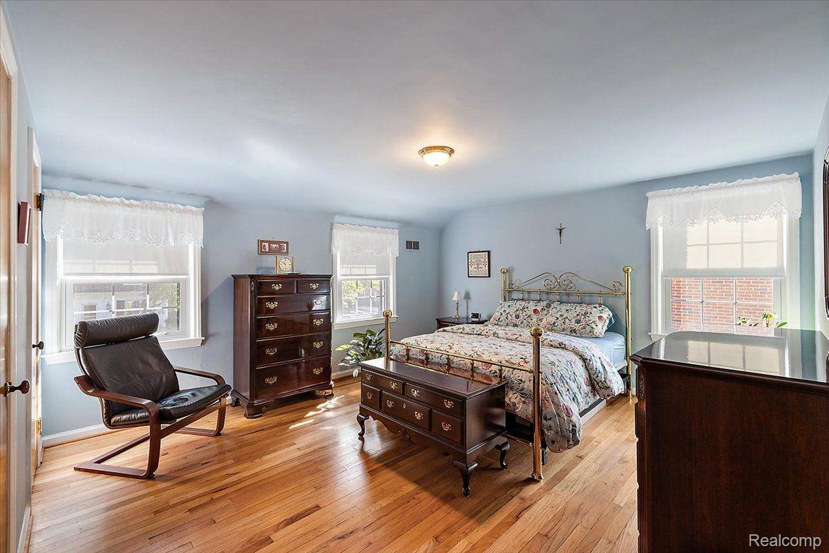 550 S Denwood Street