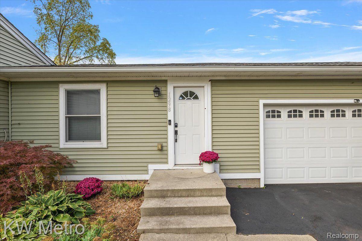 1298 S Cass Lake Road