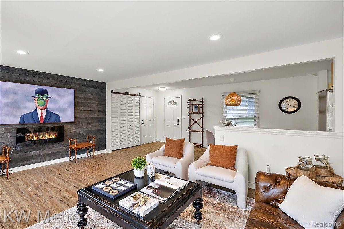 1298 S Cass Lake Road