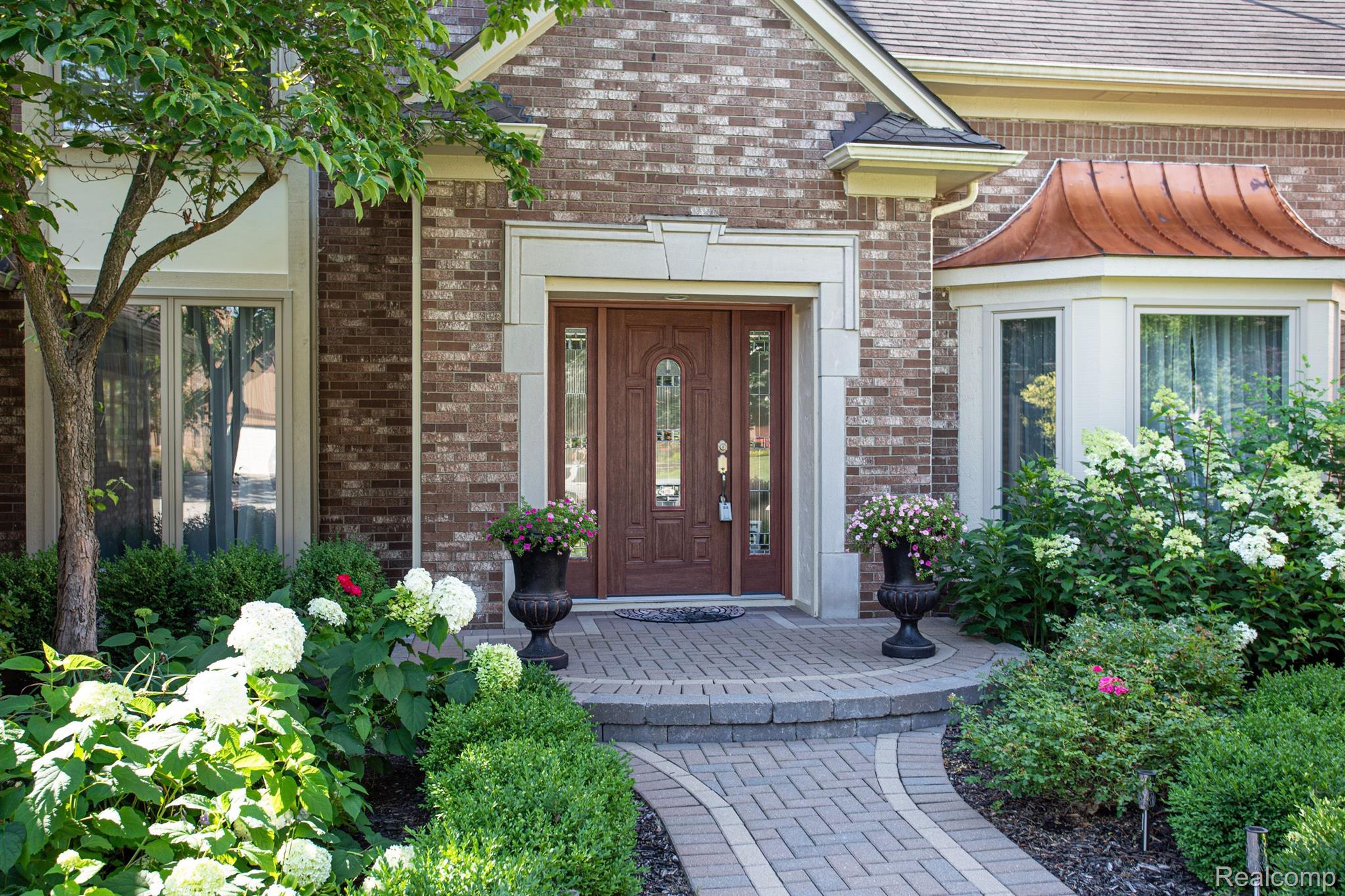 3349 Rocky Crest Drive