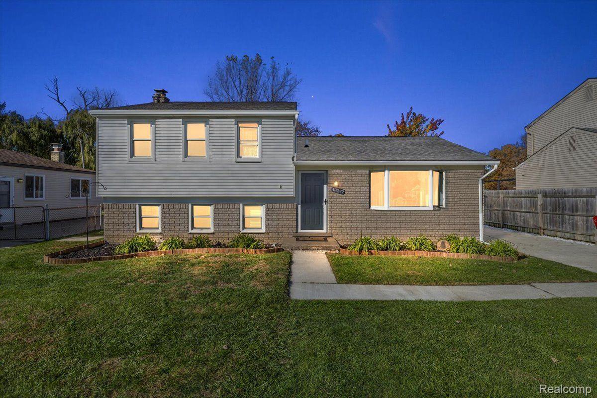 48277 Jefferson Avenue