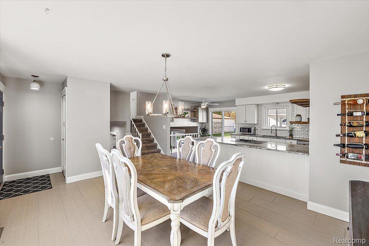 48277 Jefferson Avenue