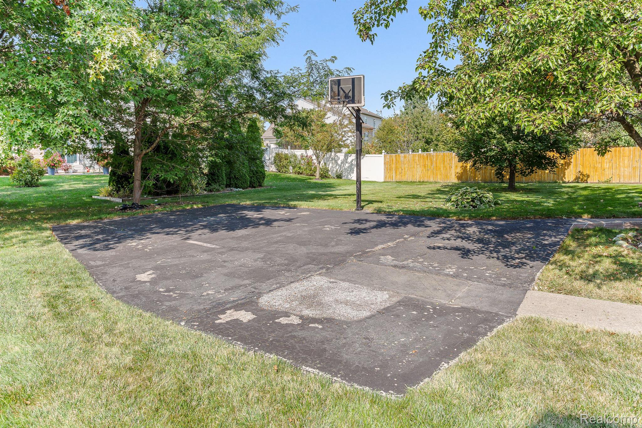 6320 Thornwood Drive