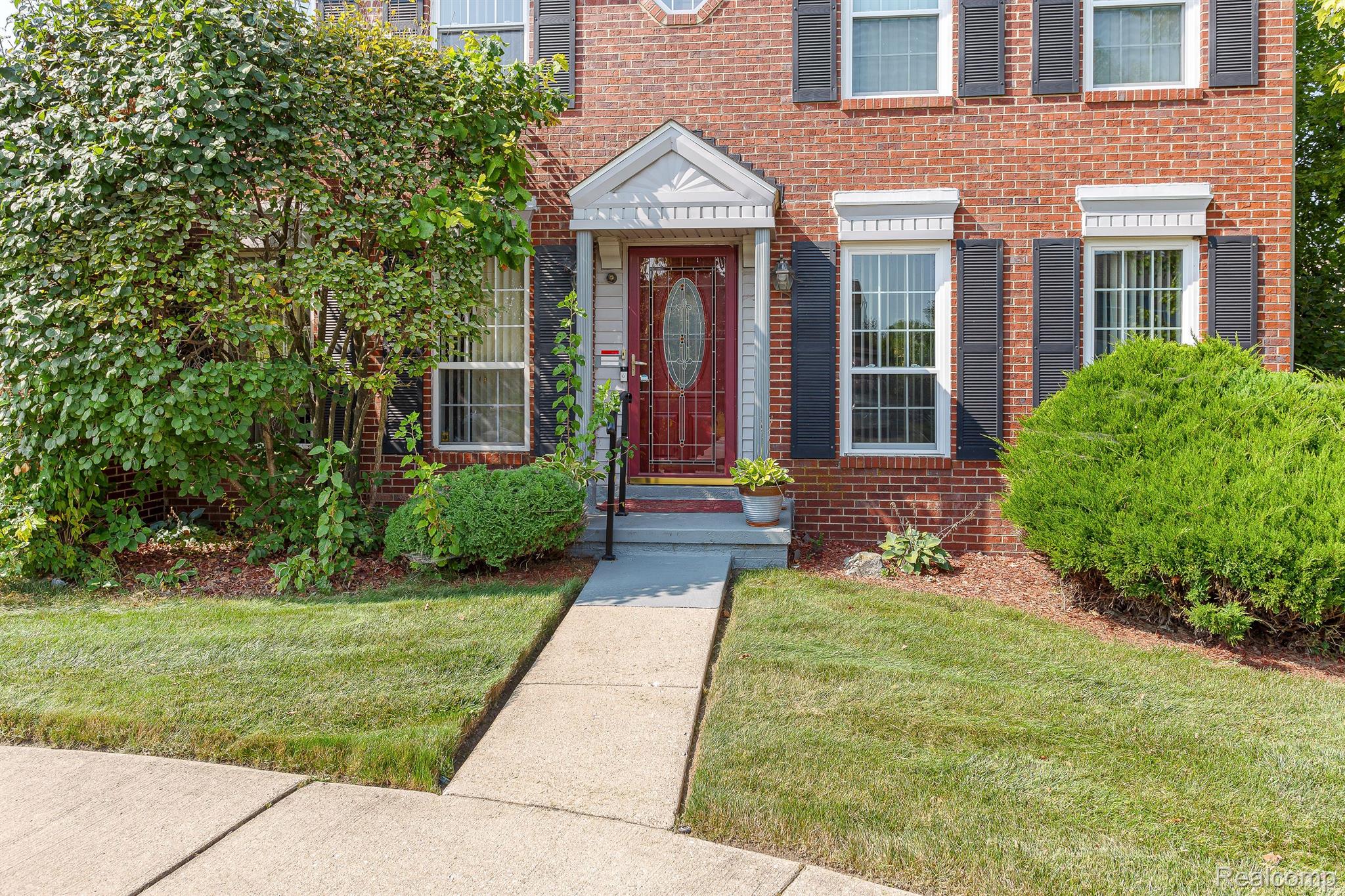 6320 Thornwood Drive