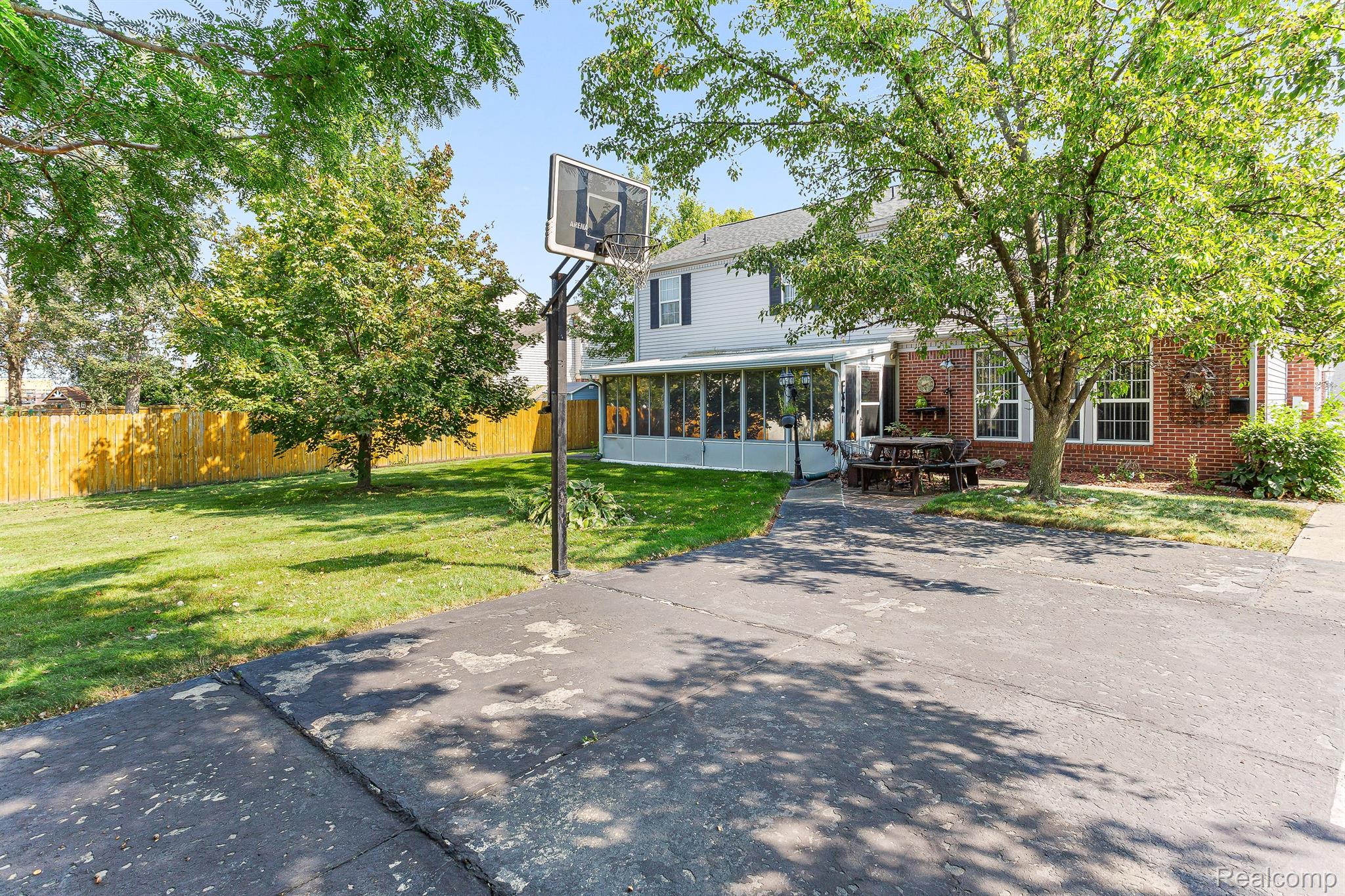 6320 Thornwood Drive