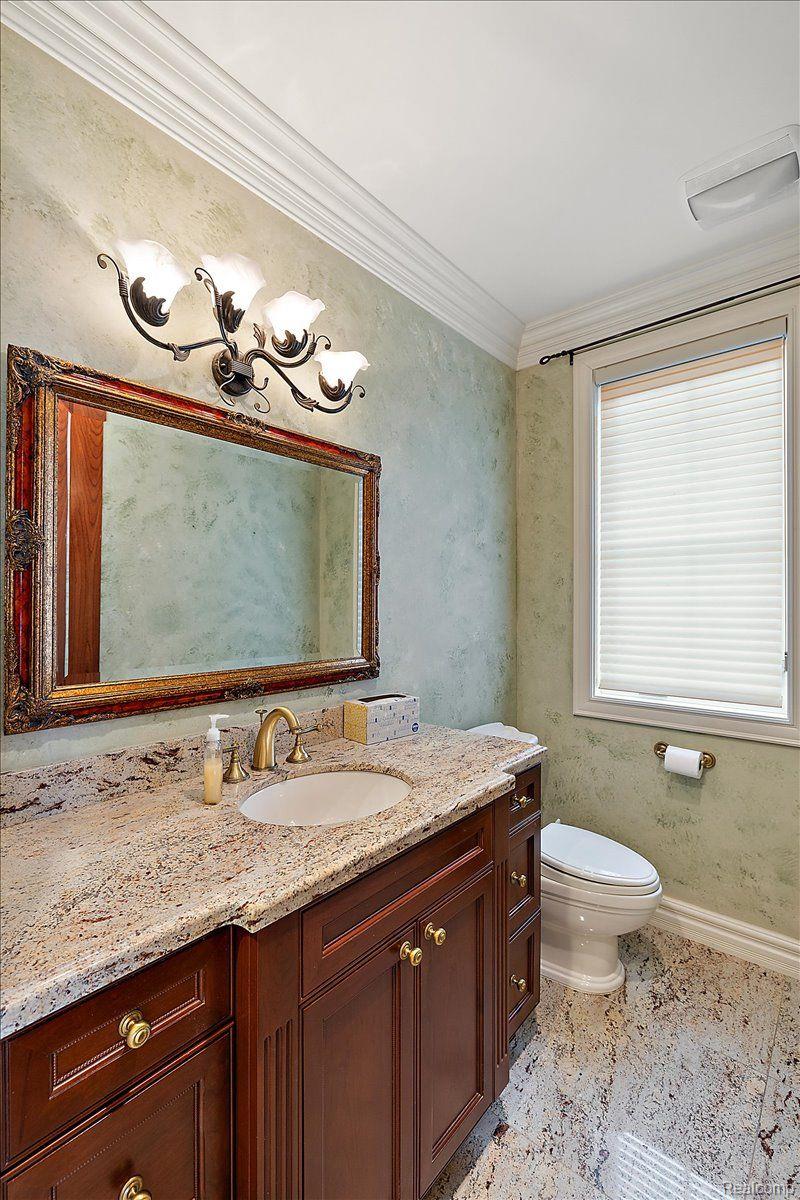 2014 WILLOW BEACH Street