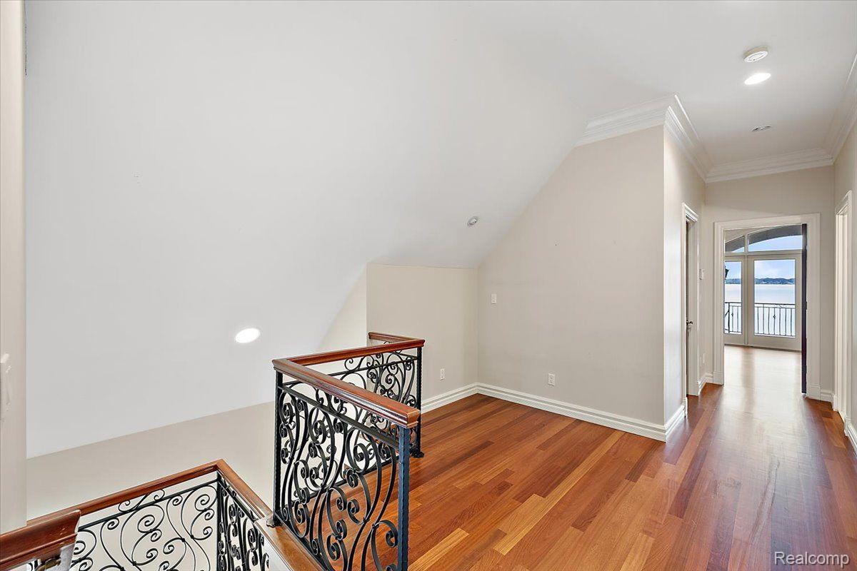 2014 WILLOW BEACH Street