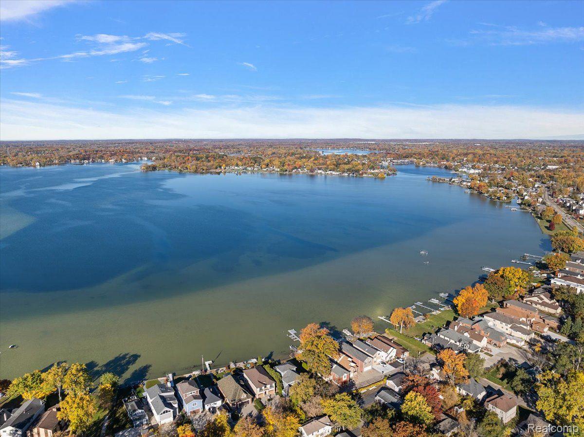 2014 WILLOW BEACH Street