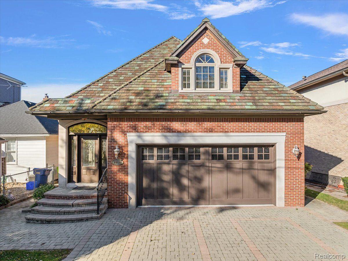 2014 WILLOW BEACH Street