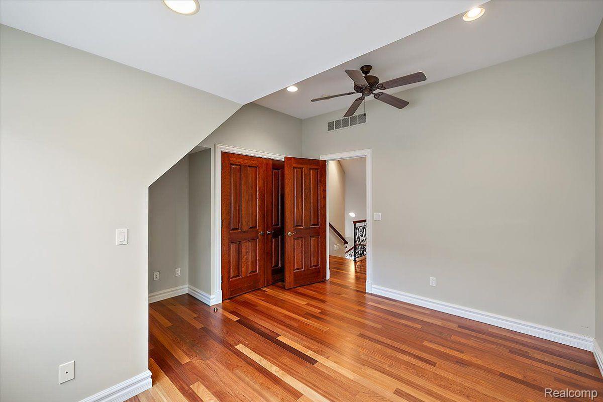 2014 WILLOW BEACH Street