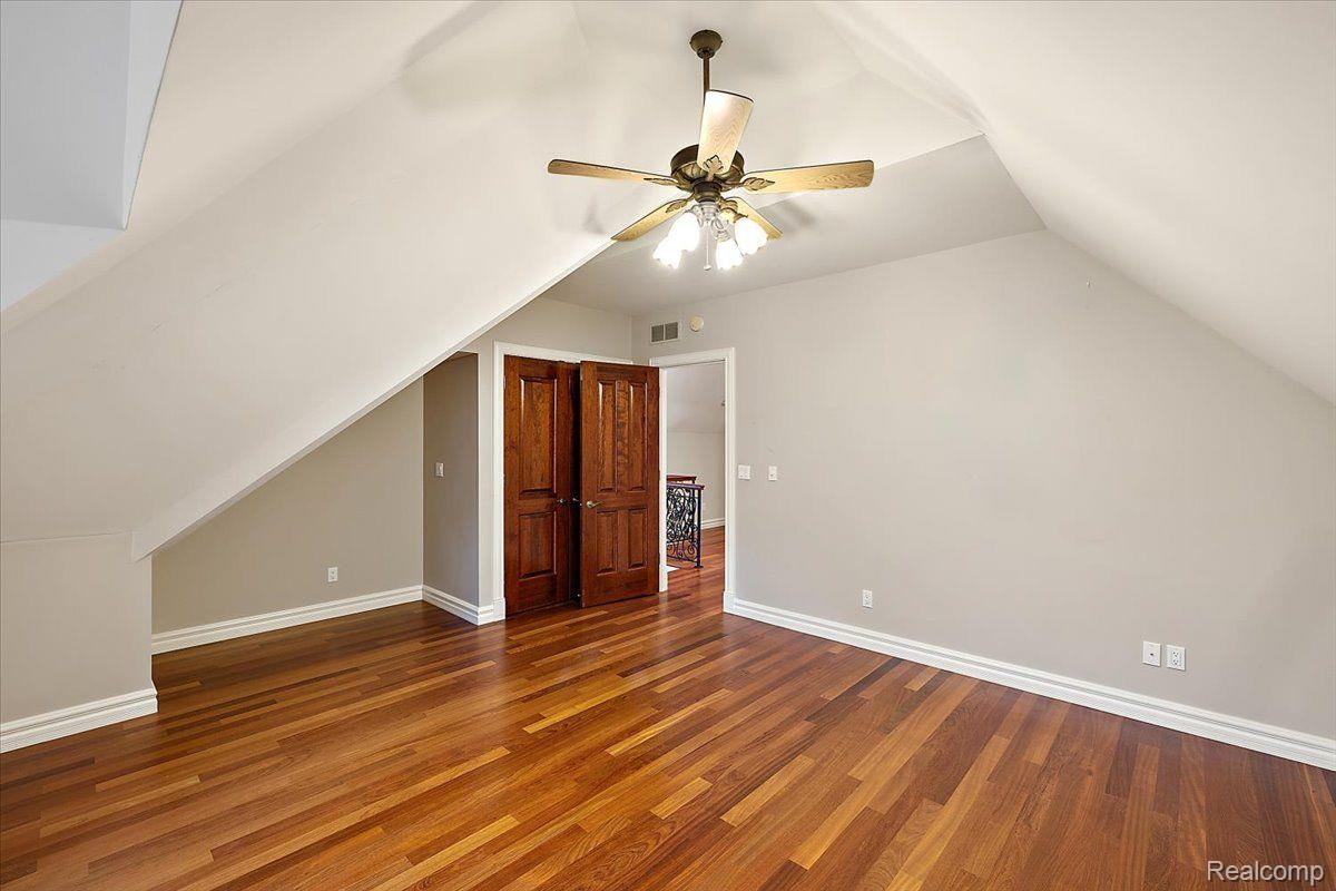 2014 WILLOW BEACH Street