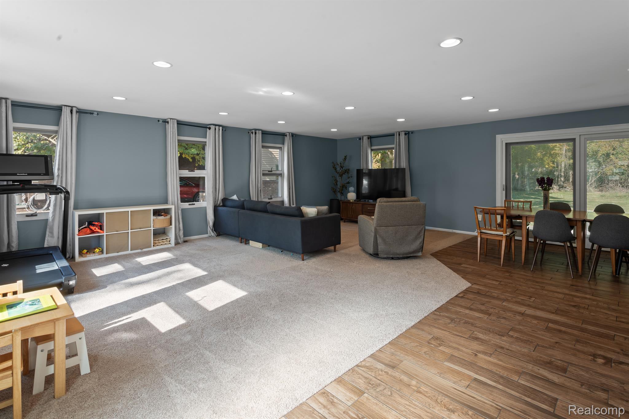 31620 Bobrich Street