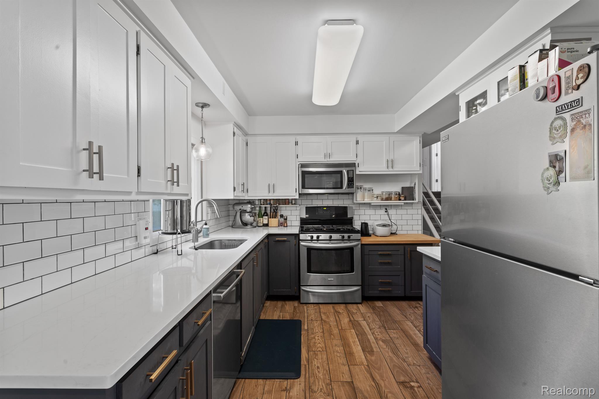 31620 Bobrich Street