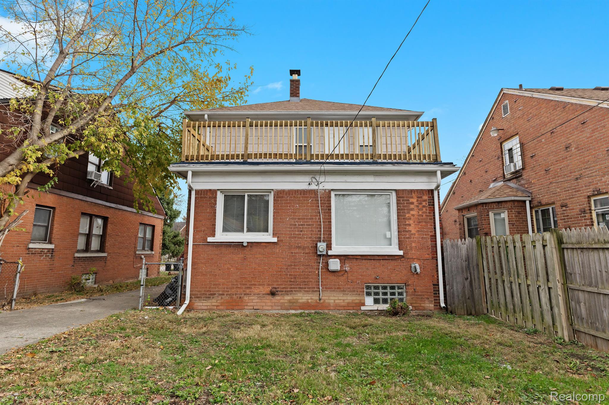 14211 RUTHERFORD Street