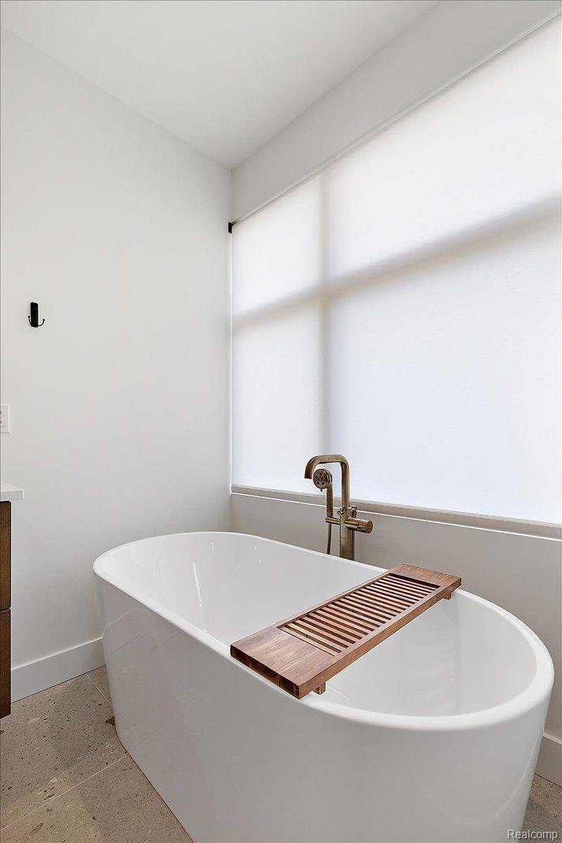 1635 S Bates Street