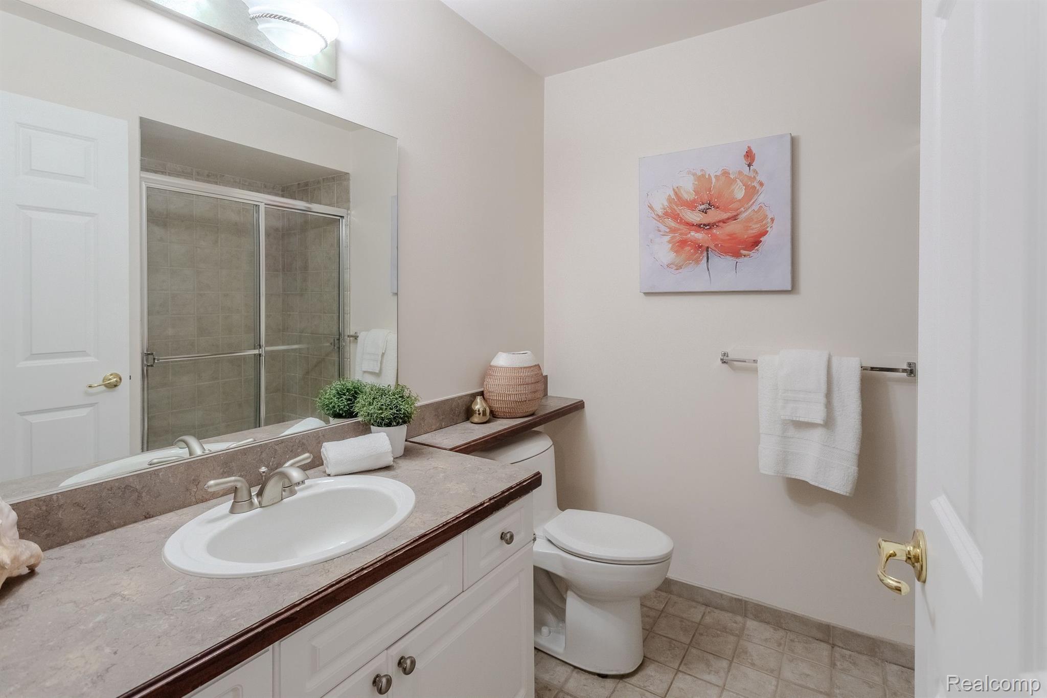 3563 OAKMONTE Boulevard