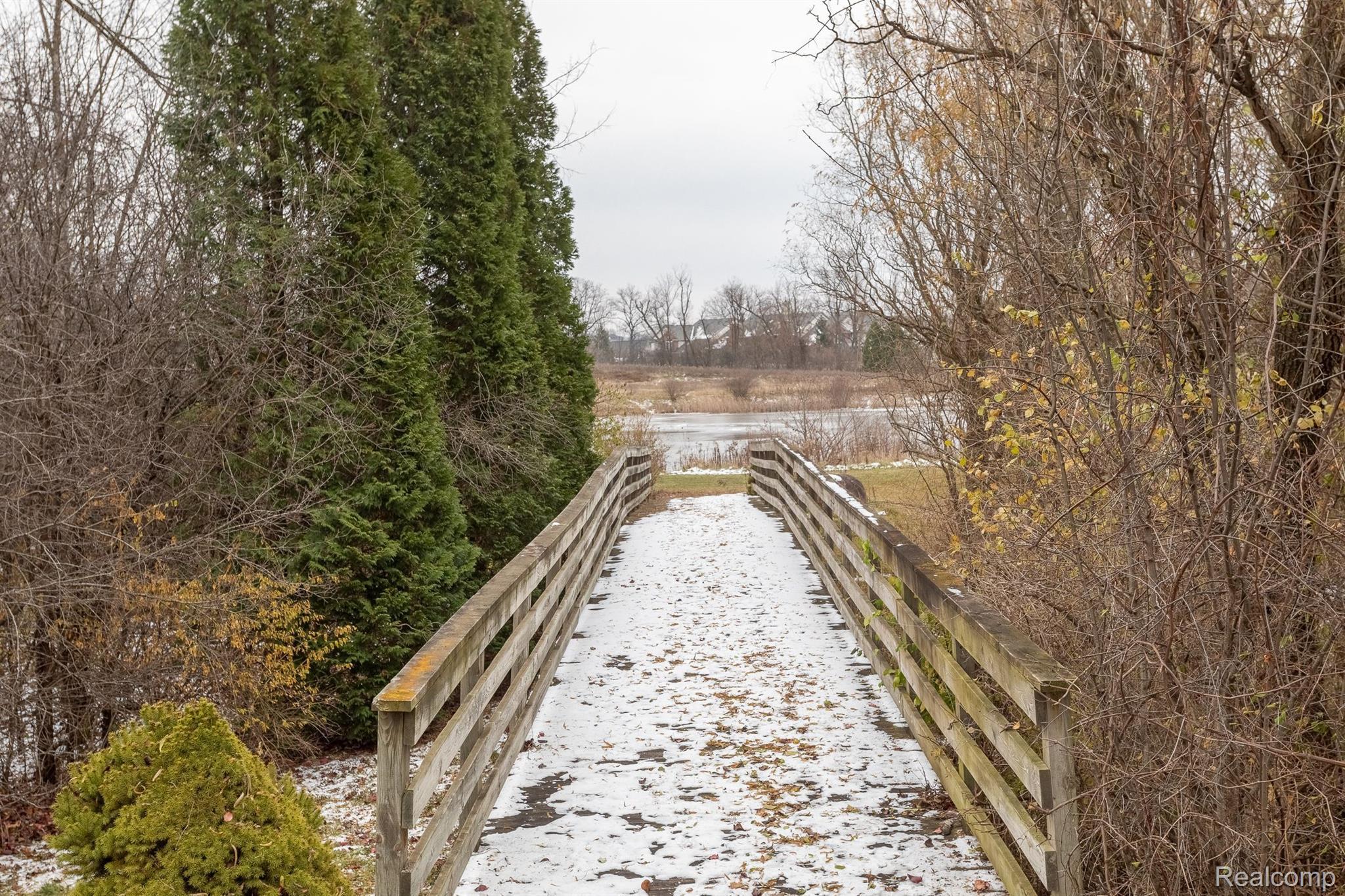 3563 OAKMONTE Boulevard