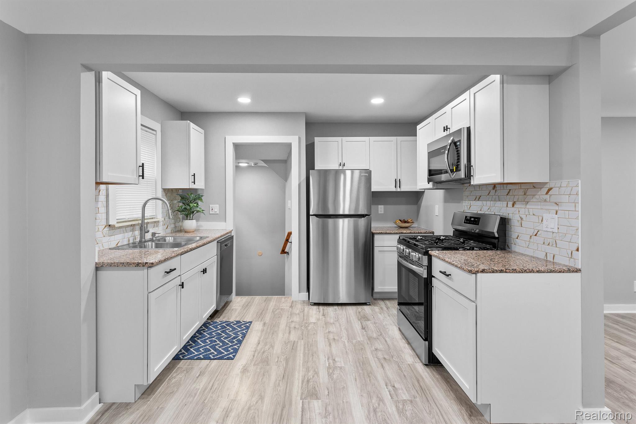 20934 Sunnydale Street