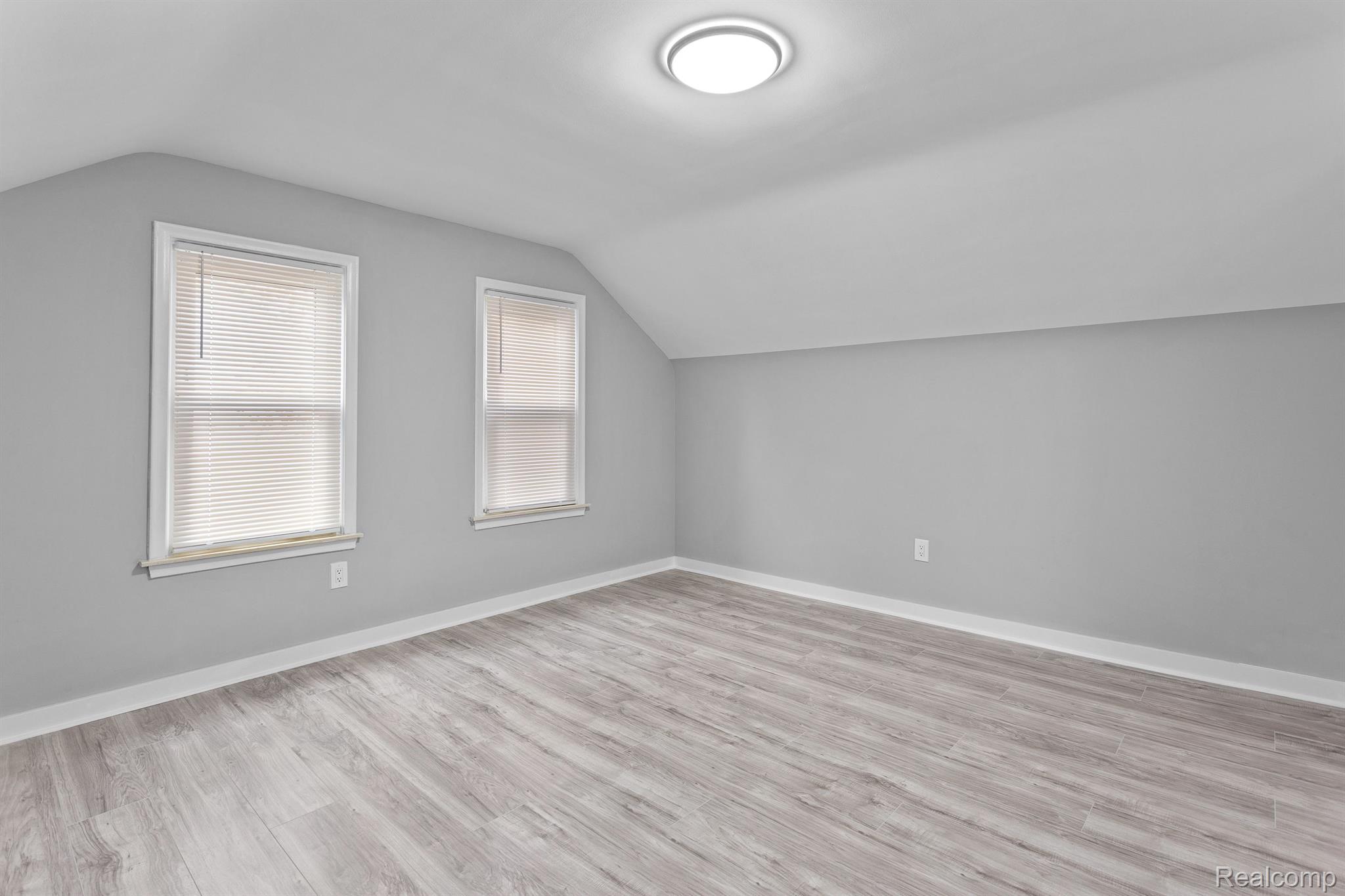 20934 Sunnydale Street