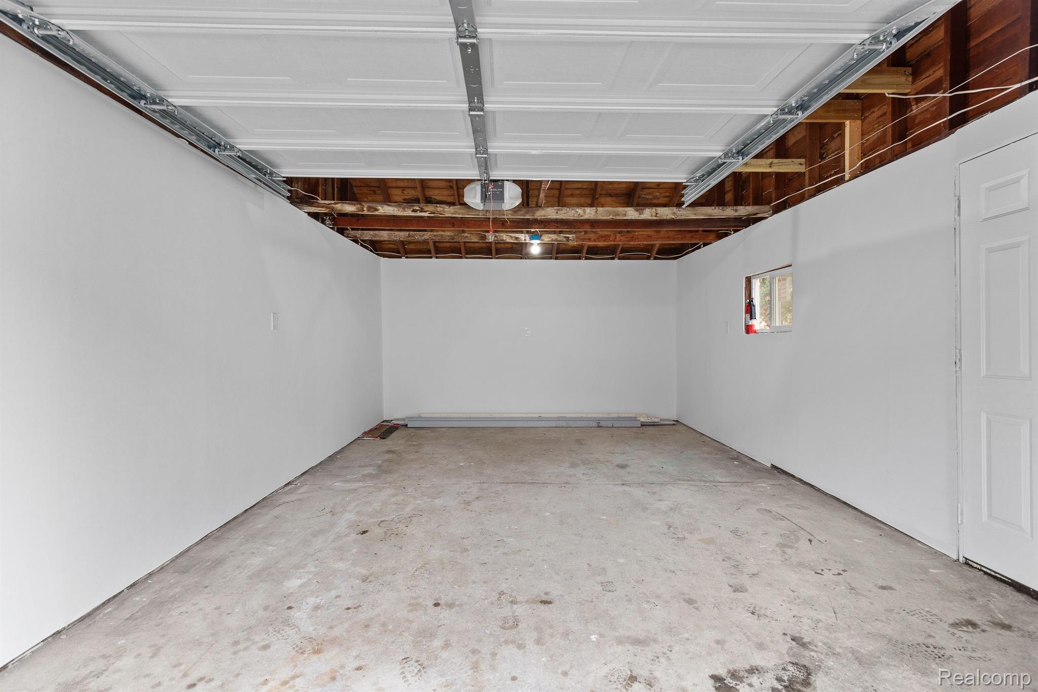 20934 Sunnydale Street