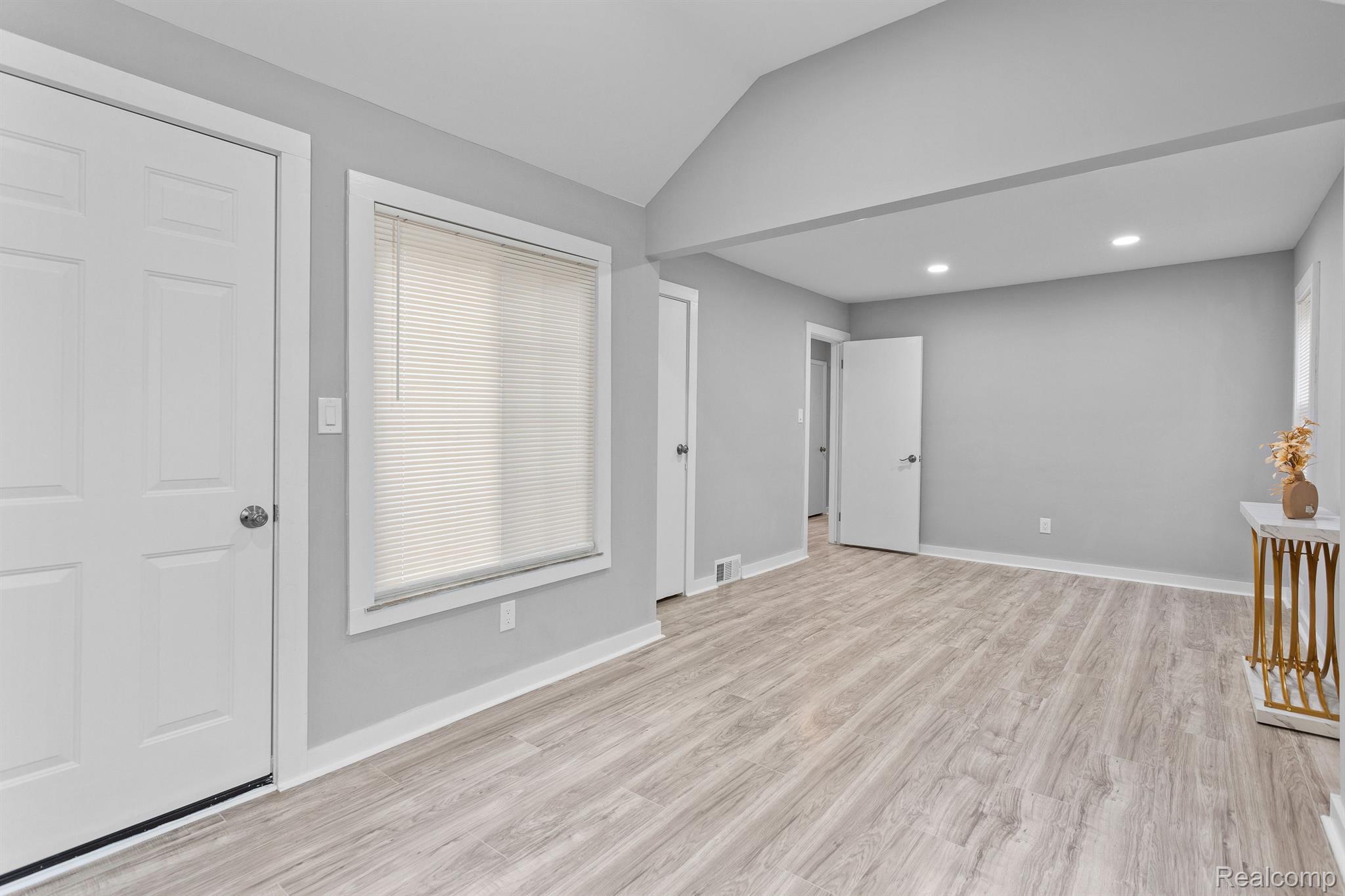 20934 Sunnydale Street