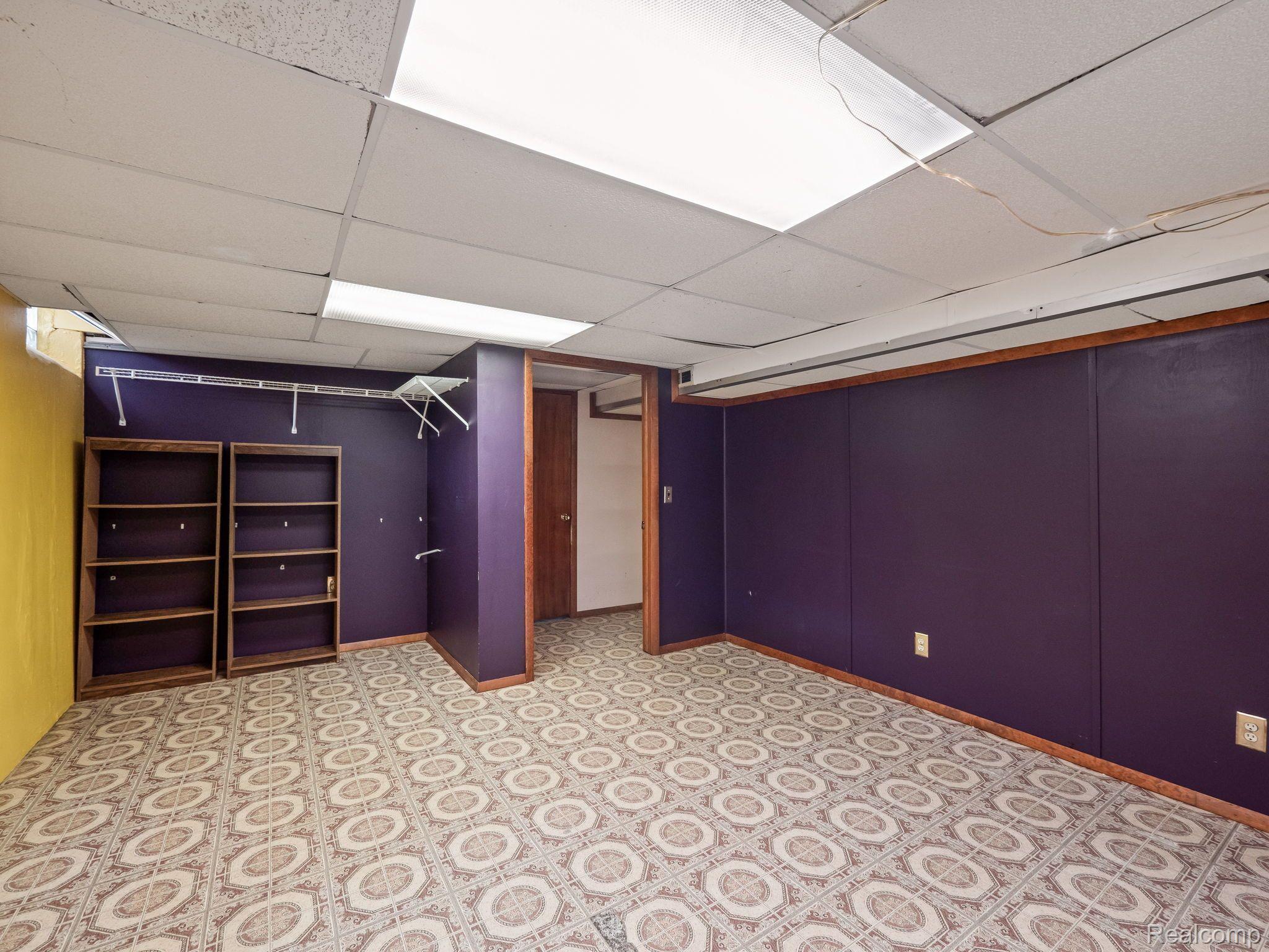 13159 Champaign Avenue