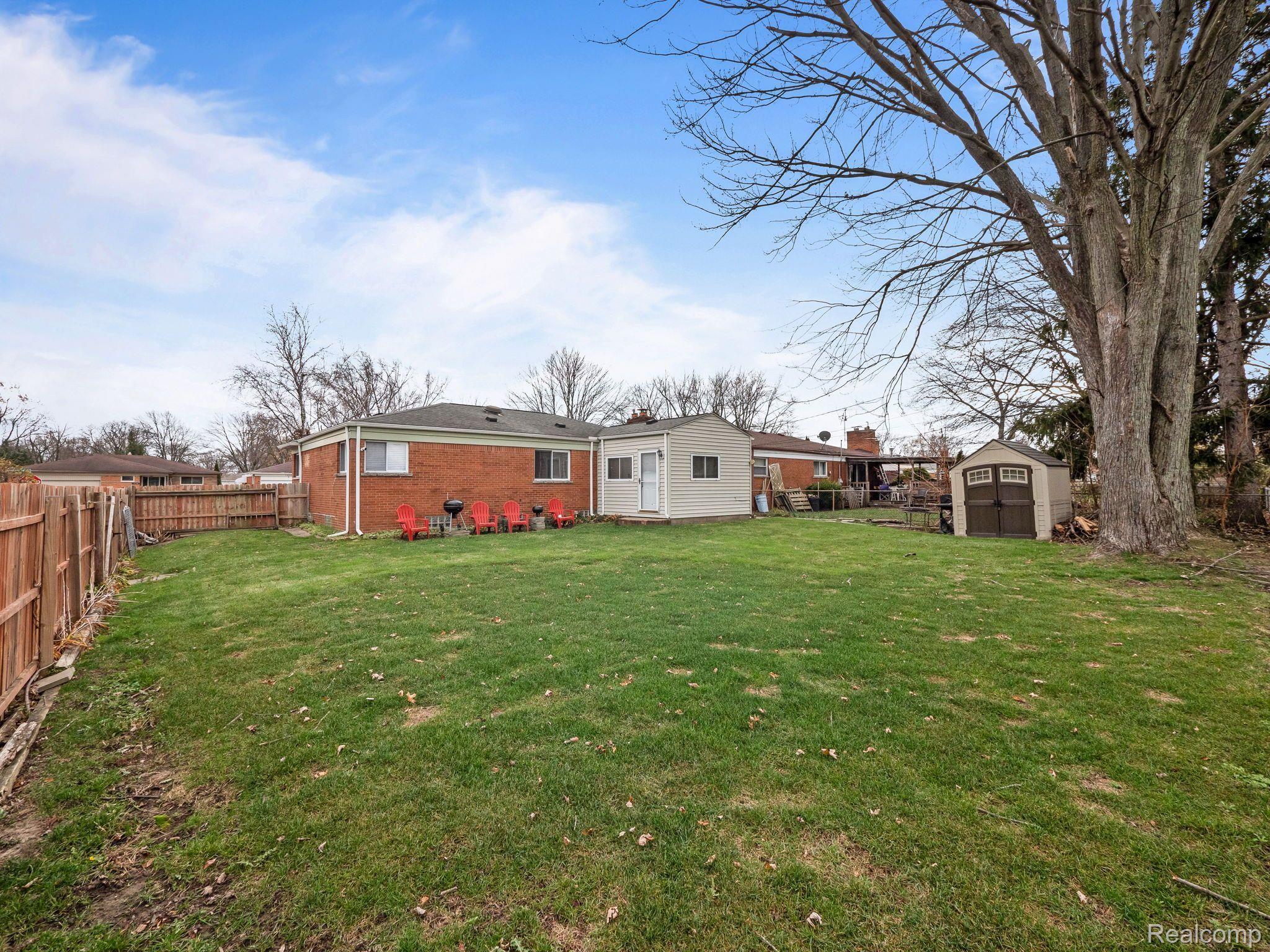 13159 Champaign Avenue