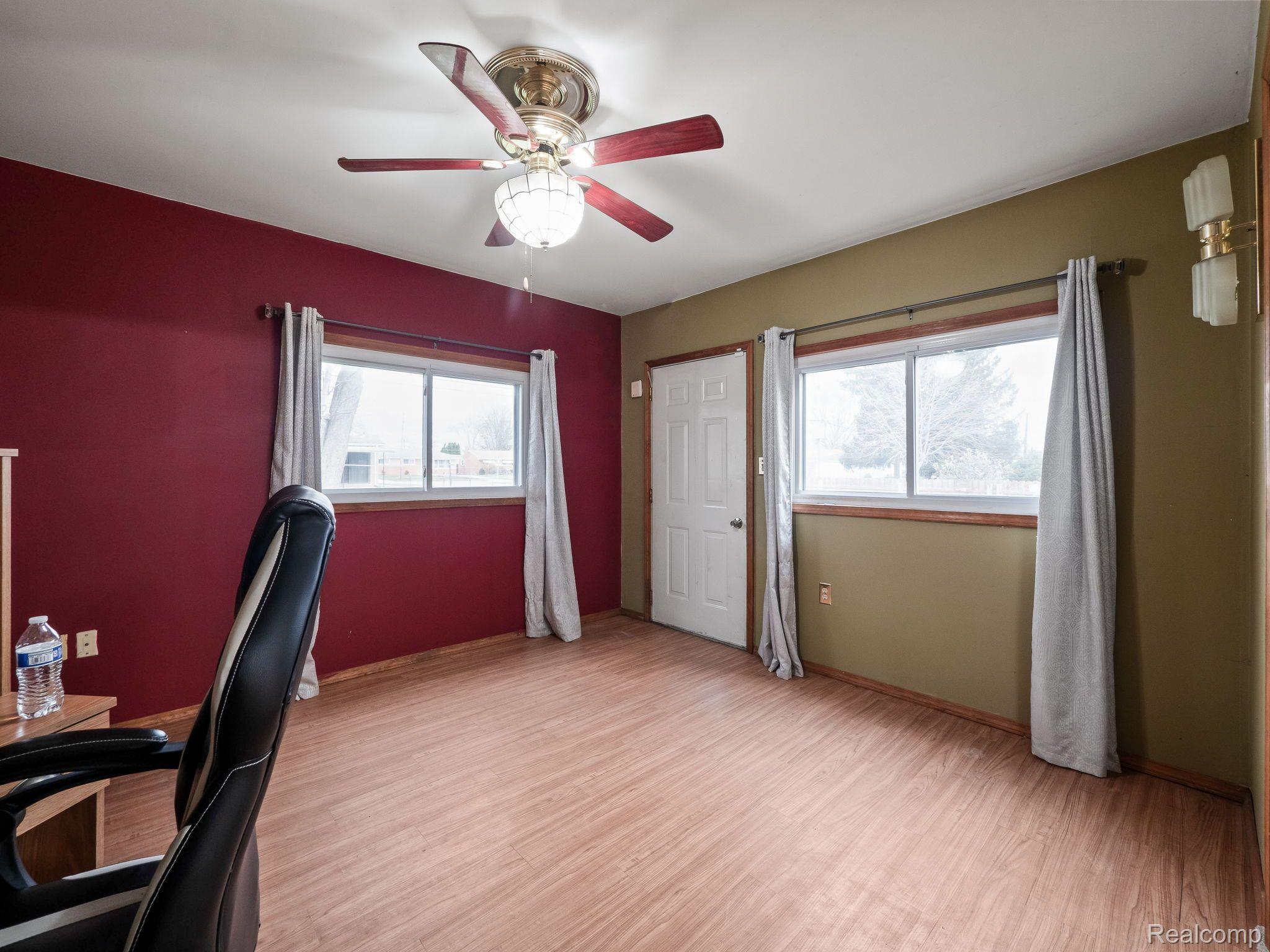 13159 Champaign Avenue