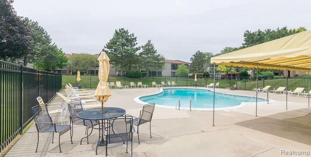 17981 University Park Drive Building 6