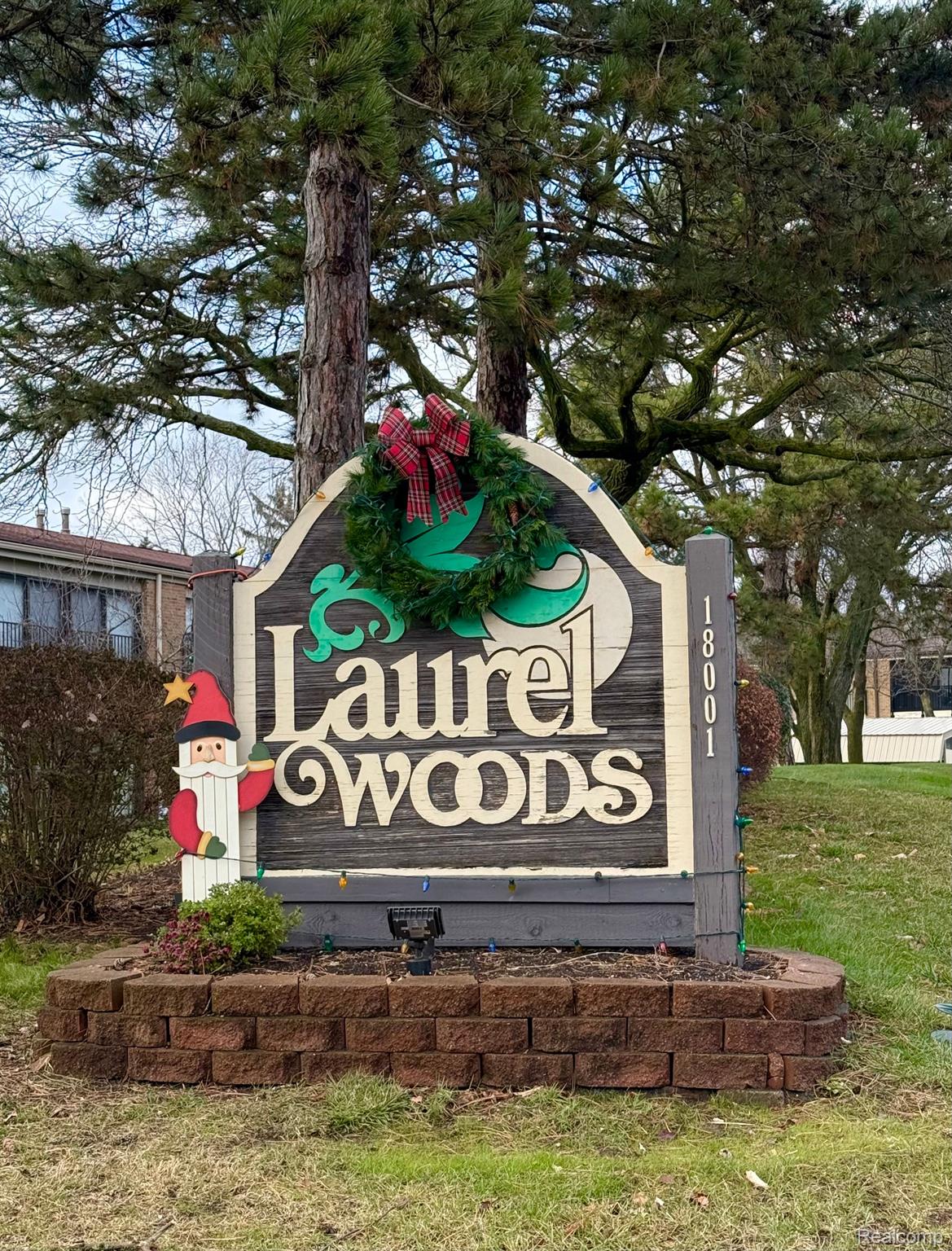 17981 University Park Drive Building 6